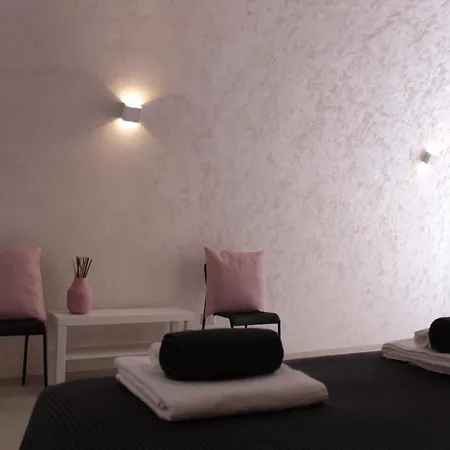 Vico Gabella فندق مبيت وإفطار 3*